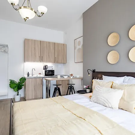 - Stylish New With Ac * Budapeszt