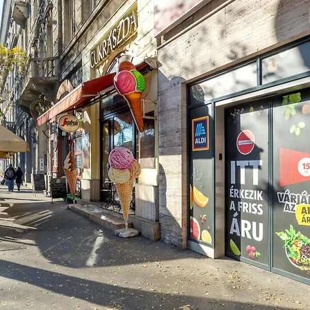 - Stylish New With Ac Apartament *